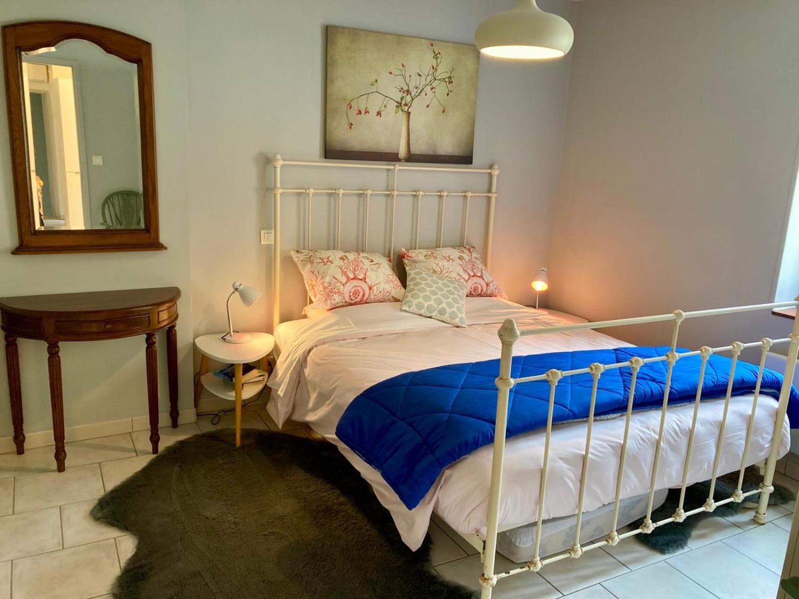 3 Star Surdespine Historic 4 Chateaux Lastours Air Conditioned מראה חיצוני תמונה